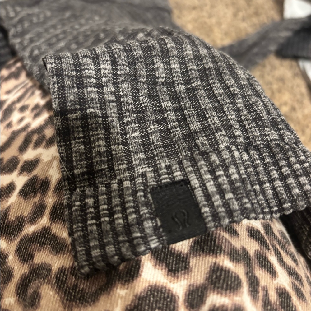Lululemon Rest Less Pullover - Picture 4 of 6